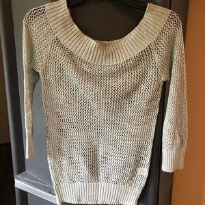 Lightweight sweater